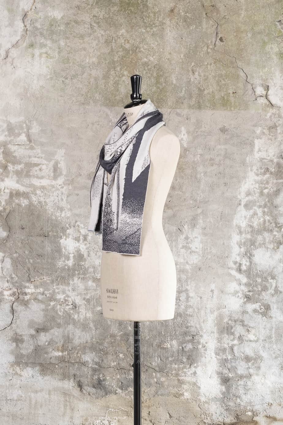 Byre Scarf