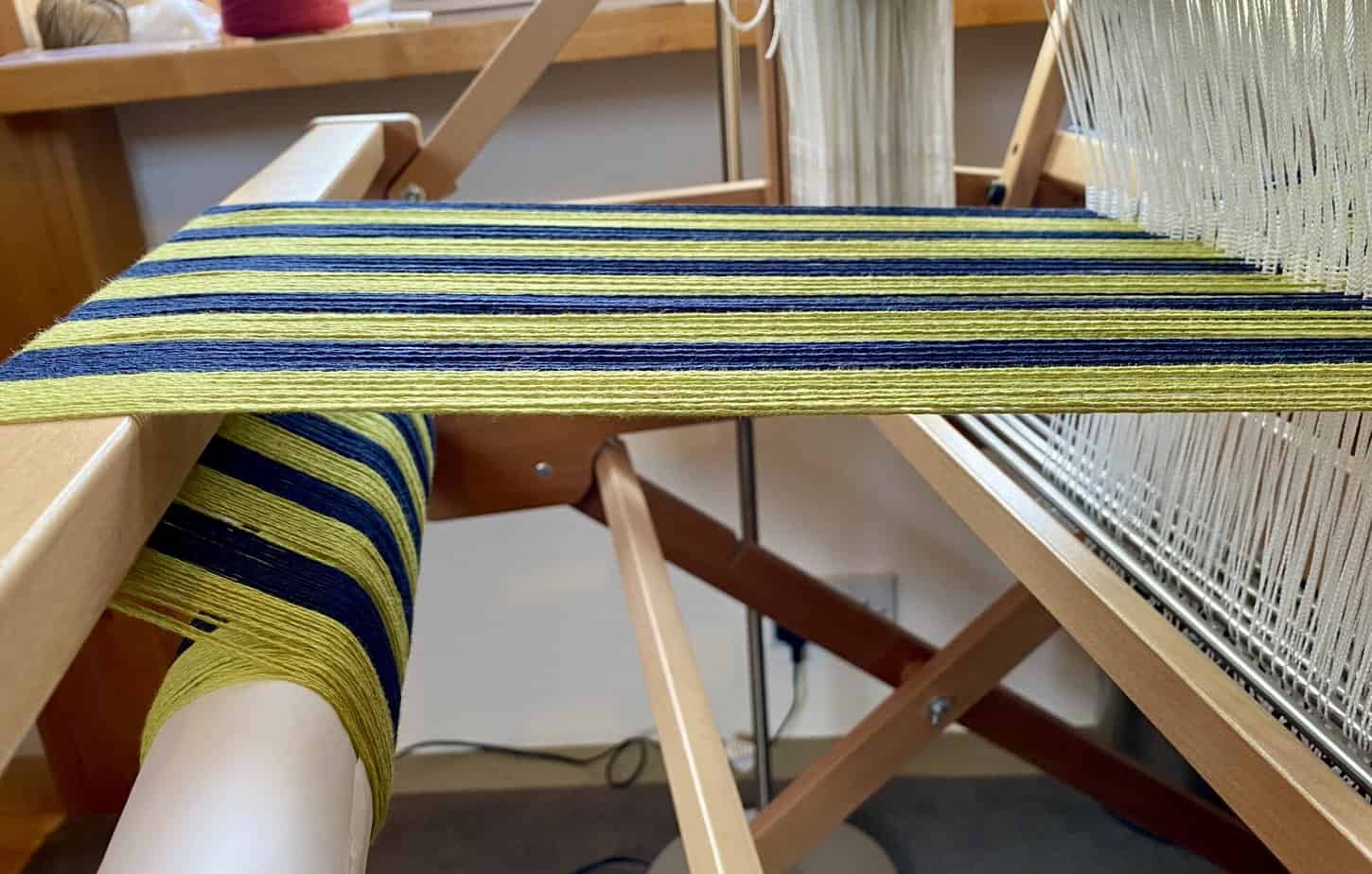 Handwoven scarf - lime green/navy blue checks - Image 5